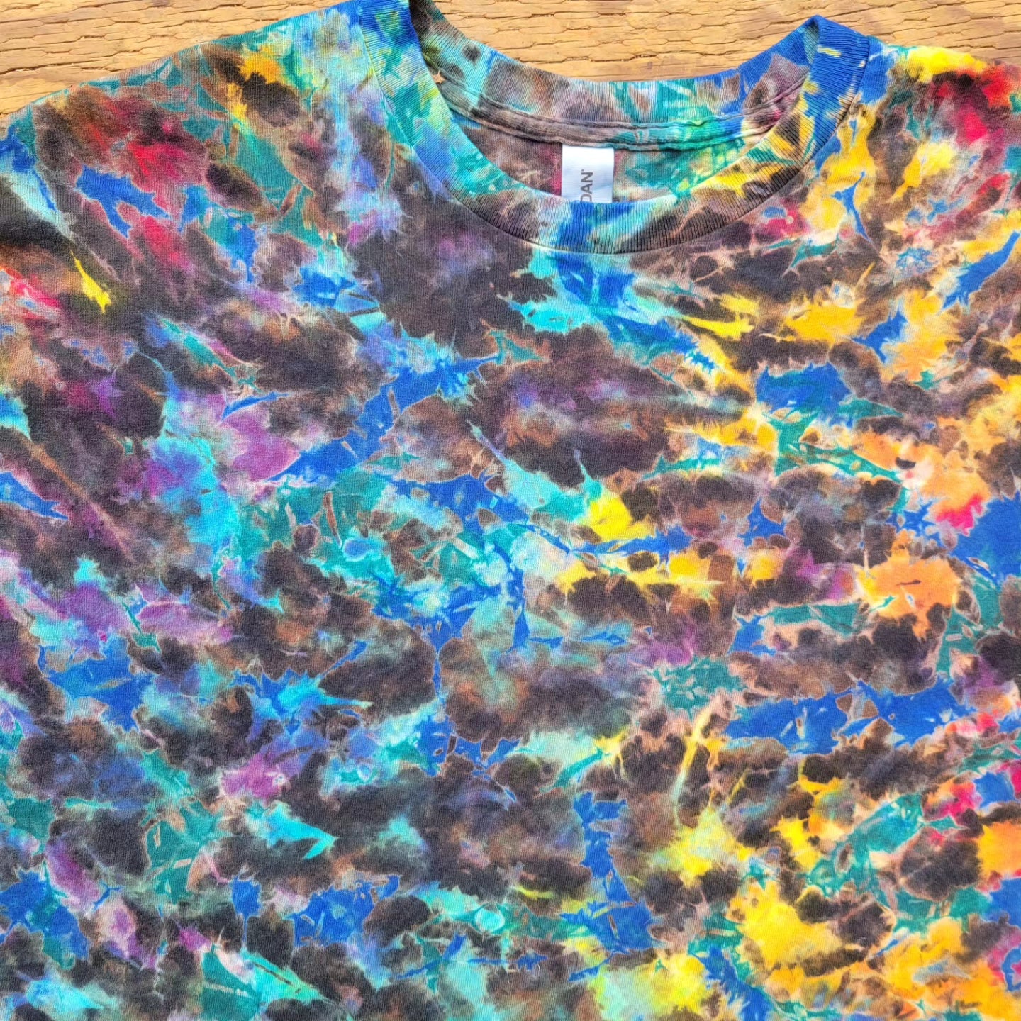 Rainbow Crackle T